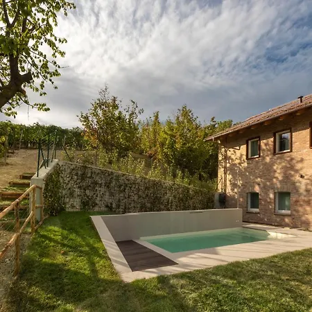 Borgo Roggeri - Nelle Langhe *