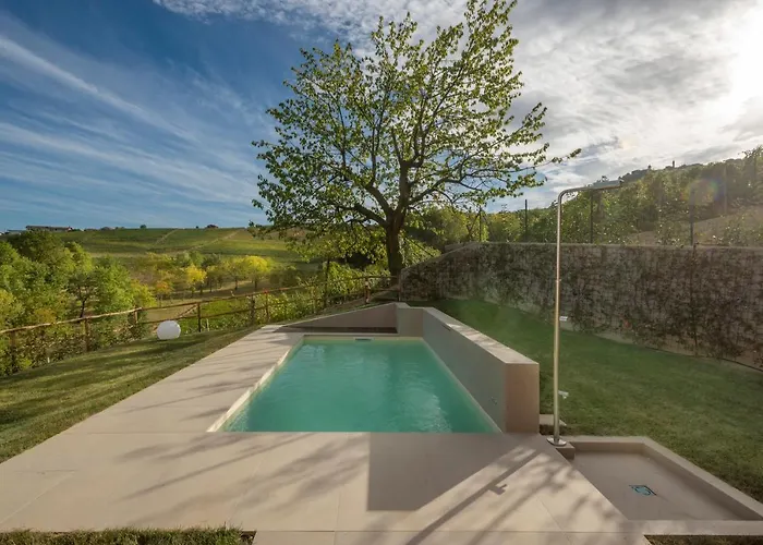 Borgo Roggeri - Nelle Langhe La Morra